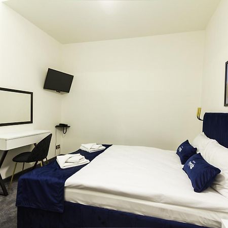 Riverside Hotel Wloclawek Bagian luar foto