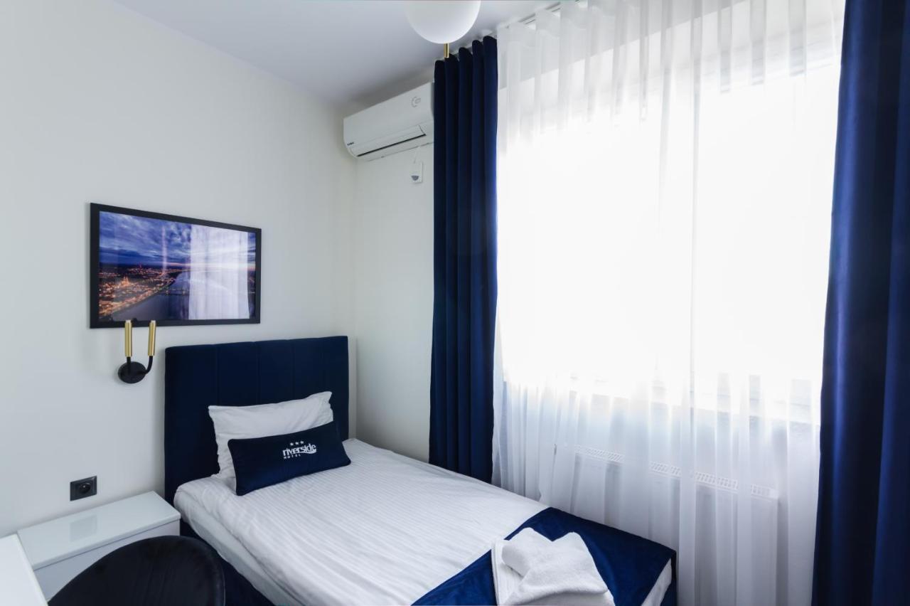 Riverside Hotel Wloclawek Bagian luar foto