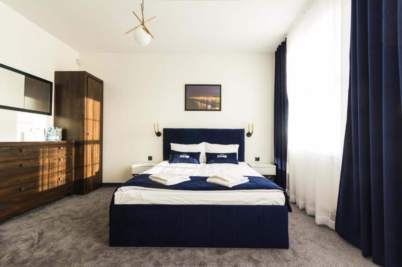 Riverside Hotel Wloclawek Bagian luar foto