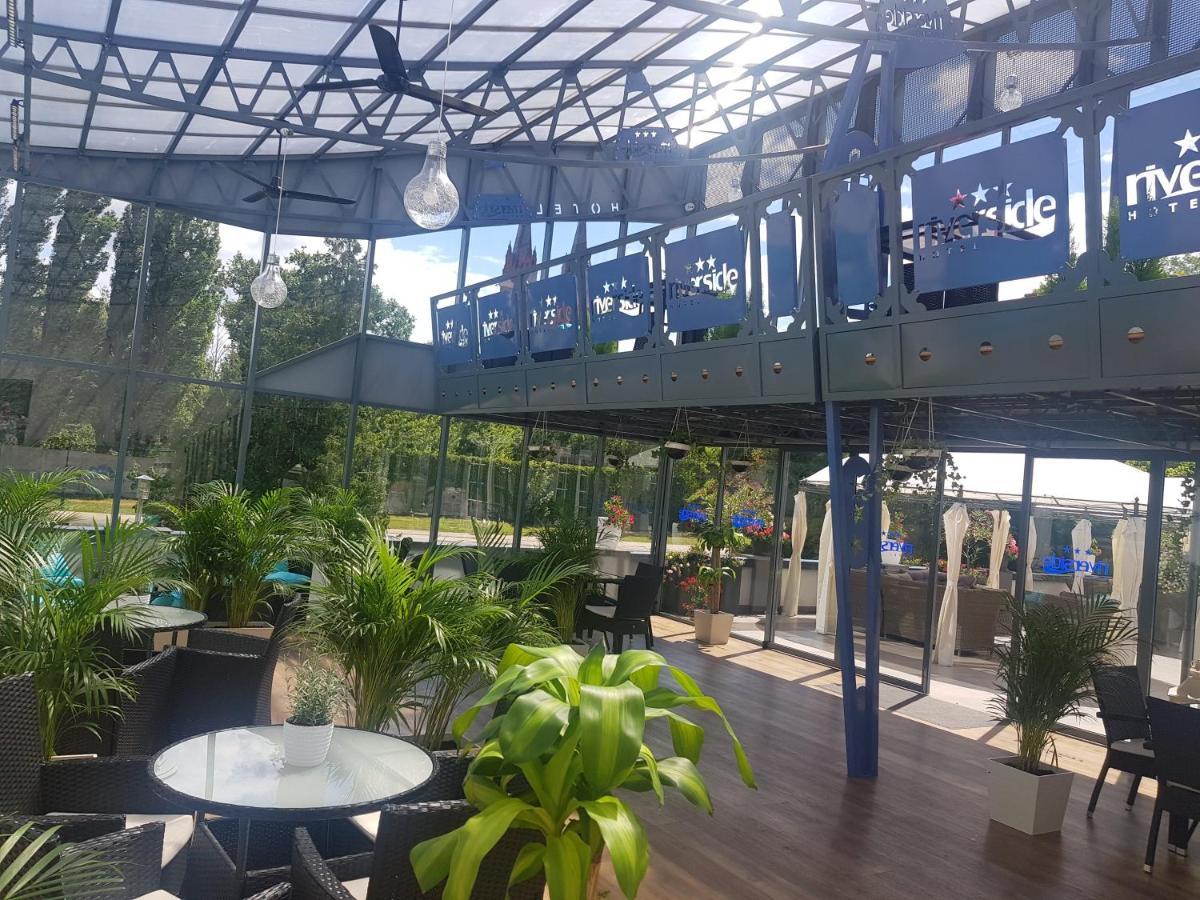 Riverside Hotel Wloclawek Bagian luar foto