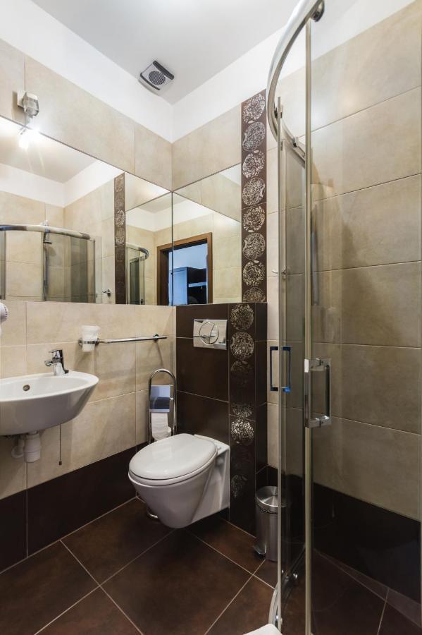 Riverside Hotel Wloclawek Bagian luar foto