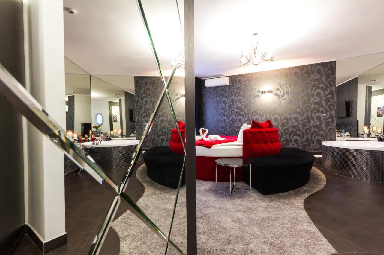Riverside Hotel Wloclawek Bagian luar foto